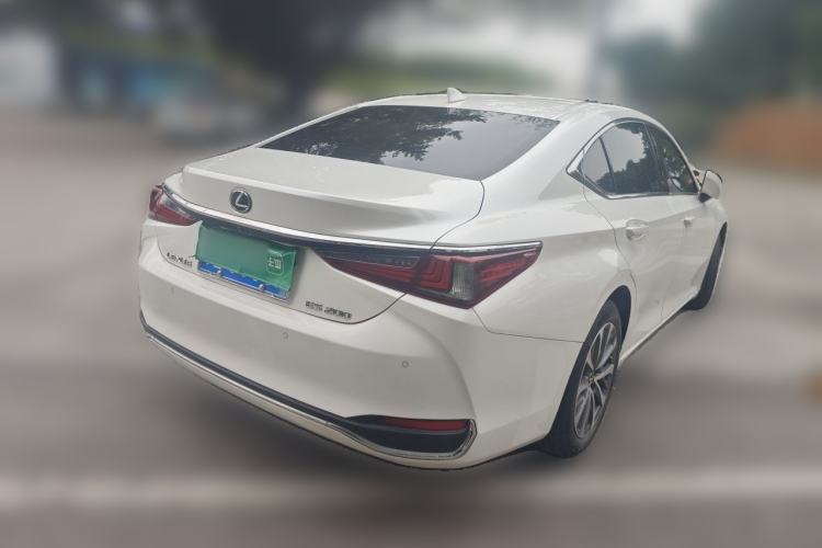 Used Lexus ES 2021 200 Excellence Edition Rear Right 45 Deg