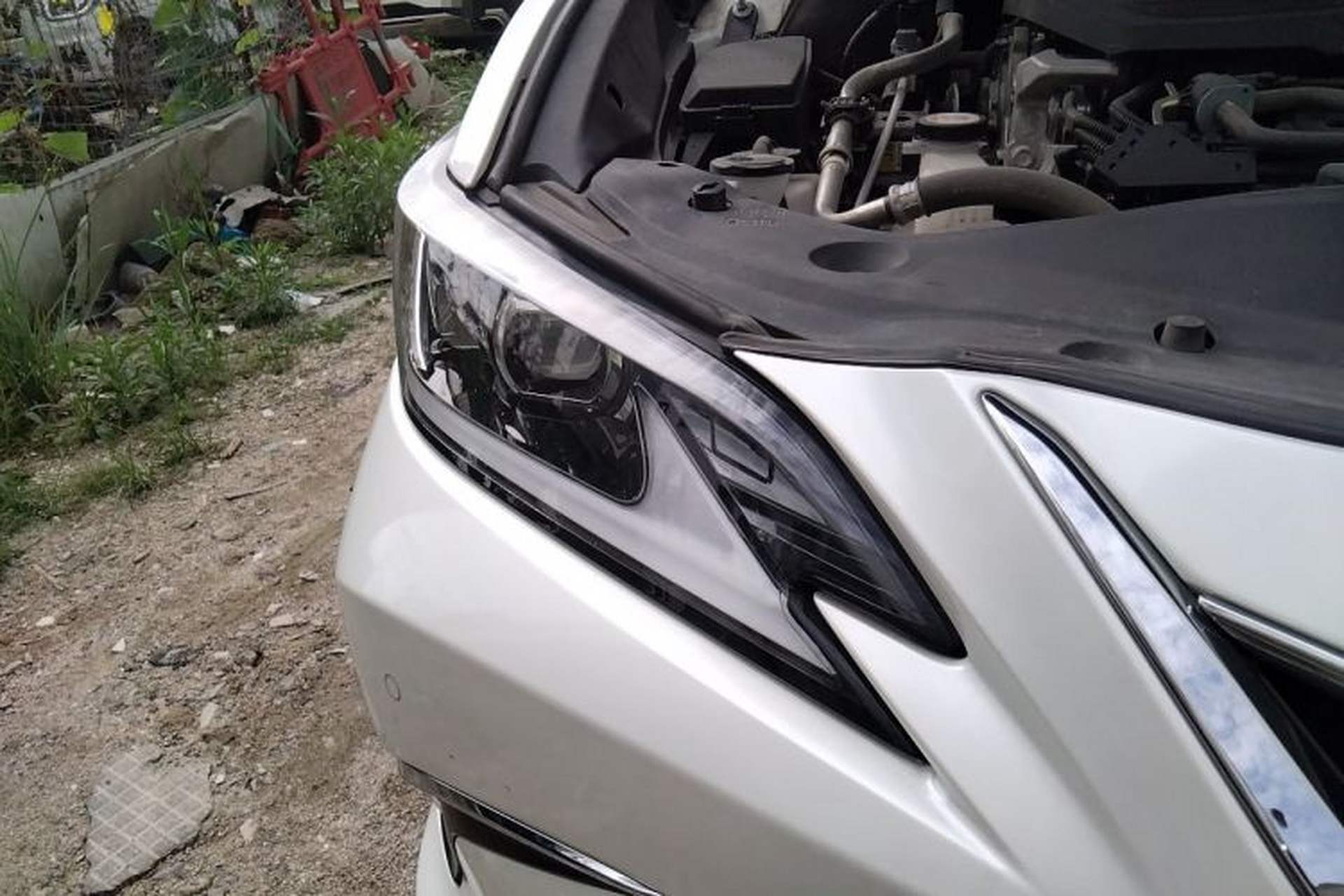 Used Lexus ES 2021 300h Excellence Edition Right Front Headlight