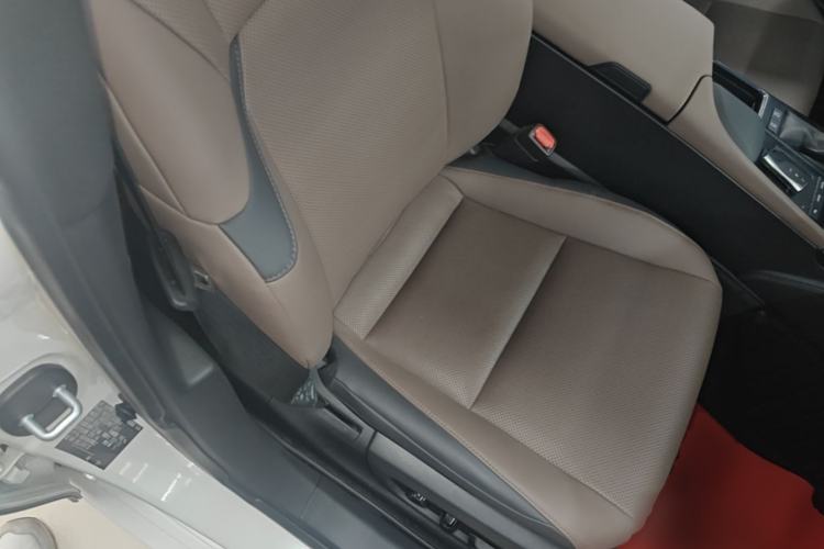 Used Lexus ES 2021 200 Excellence Edition Right Front Seat