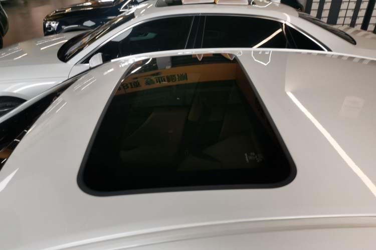 Used Lexus ES 2021 200 Excellence Edition Roof
