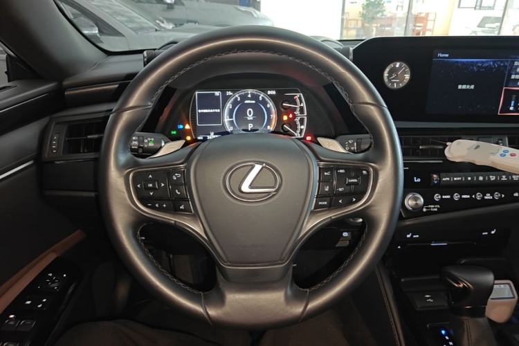 Used Lexus ES 2021 200 Excellence Edition Steering Wheel