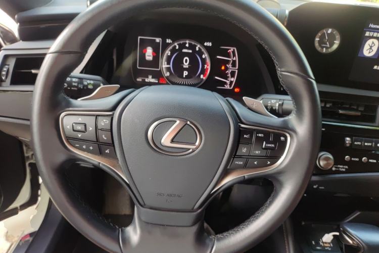 Used Lexus ES 2021 200 Excellence Edition Steering Wheel