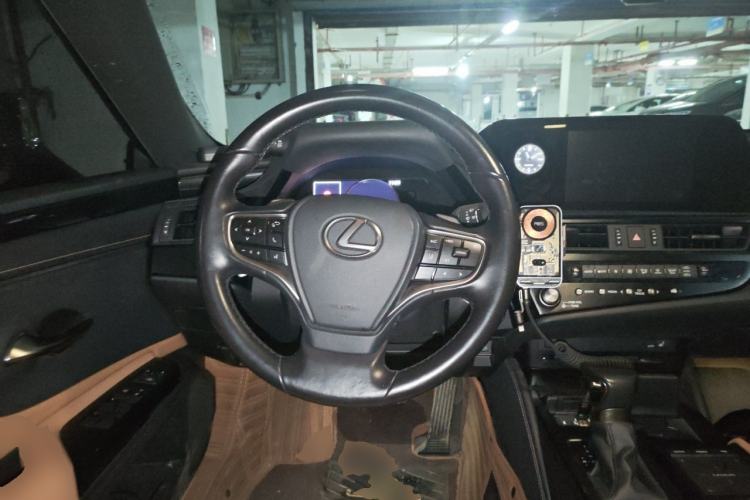 Used Lexus ES 2021 200 Excellence Edition Steering Wheel
