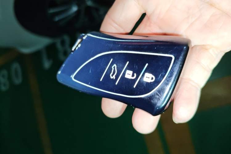 Used Lexus ES 2021 200 Excellence Edition Vehicle Key