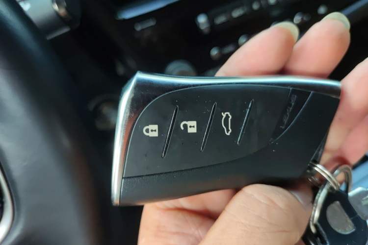 Used Lexus ES 2021 200 Excellence Edition Vehicle Key