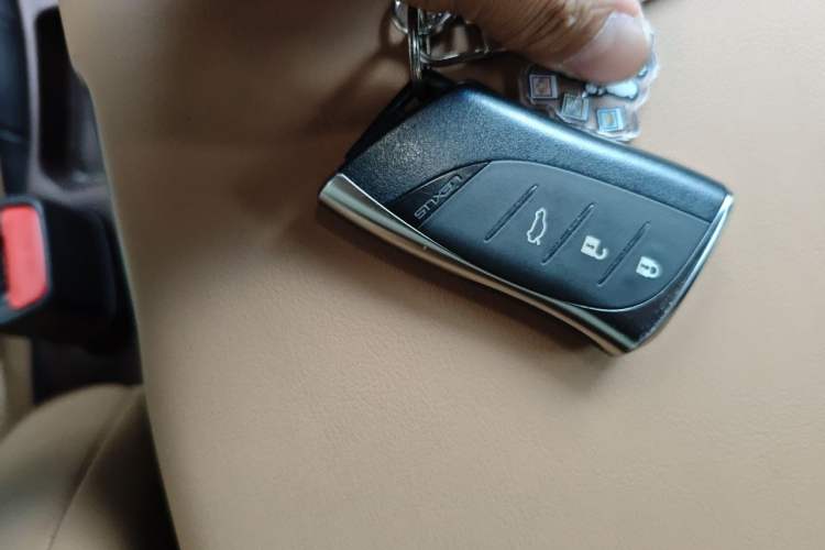 Used Lexus ES 2021 200 Excellence Edition Vehicle Key