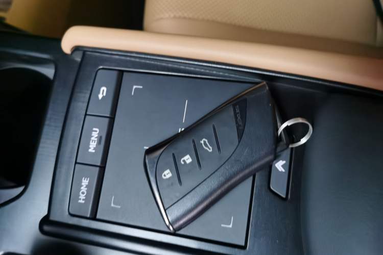 Used Lexus ES 2021 200 Excellence Edition Vehicle Key