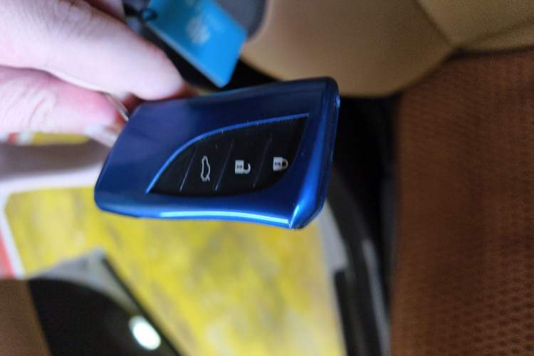 Used Lexus ES 2021 300h Excellence Edition Vehicle Key
