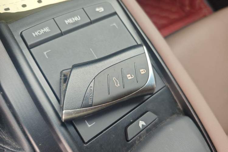 Used Lexus ES 2021 200 Excellence Edition Vehicle Key