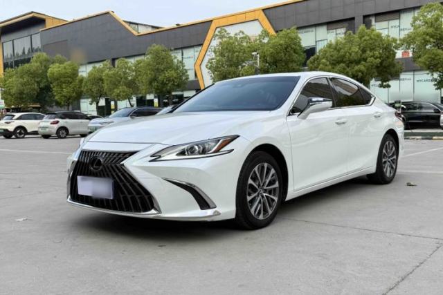 Used Lexus ES 2021 200 Excellence Edition