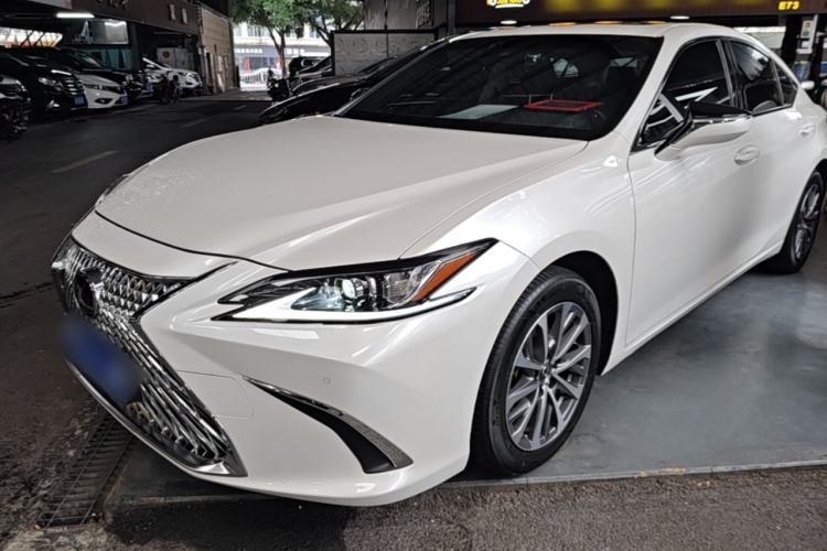 Used Lexus ES 2021 200 Excellence Edition Guazi used car, China used car export, Used car for sale, Used cars, Cheapest cars for sale