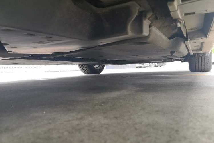 Used Lexus ES 2021 300h Excellence Edition Chassis Rear Right
