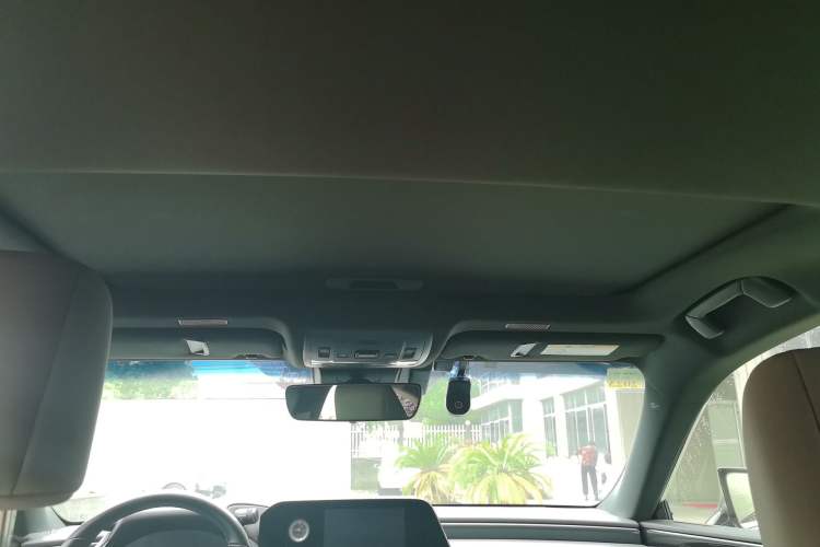 Used Lexus ES 2021 300h Excellence Edition Headliner