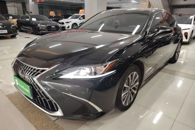 Used Lexus ES 2022 200 Excellence Edition