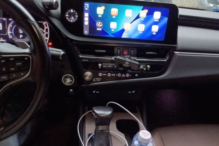 Used Lexus ES 2022 200 Excellence Edition Audio And AC Panel