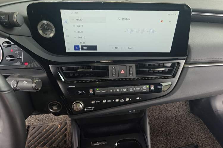 Used Lexus ES 2022 200 Excellence Edition Audio And AC Panel