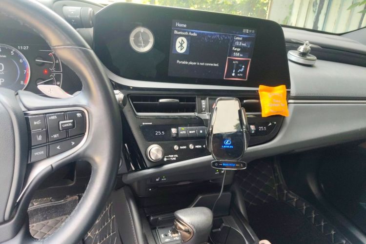 Used Lexus ES 2022 200 Excellence Edition Audio And AC Panel