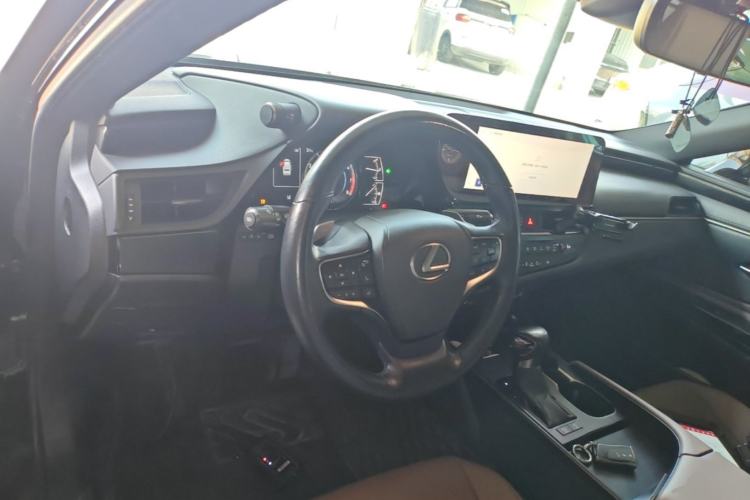 Used Lexus ES 2022 200 Excellence Edition Center Console