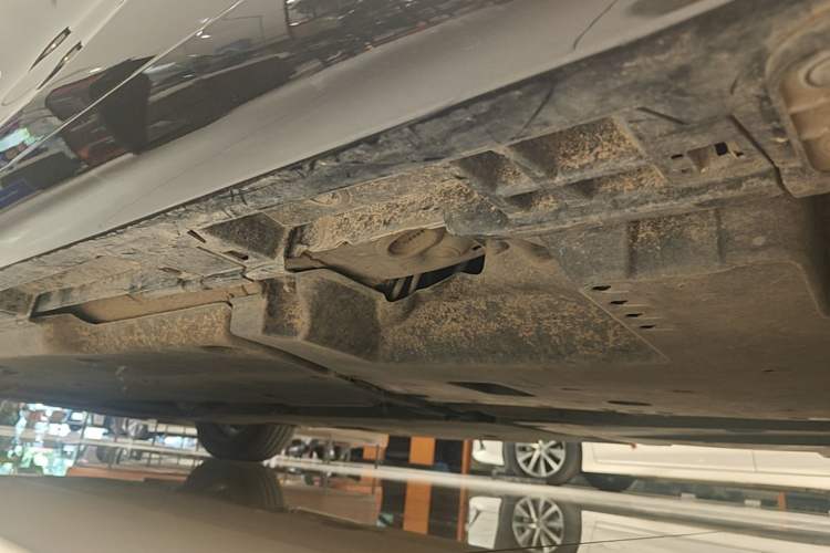 Used Lexus ES 2022 200 Excellence Edition Chassis Rear Left