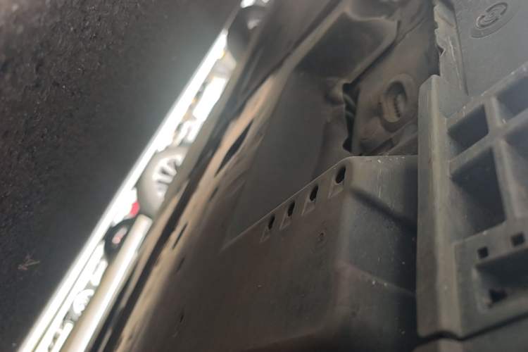 Used Lexus ES 2022 200 Excellence Edition Chassis Rear Left