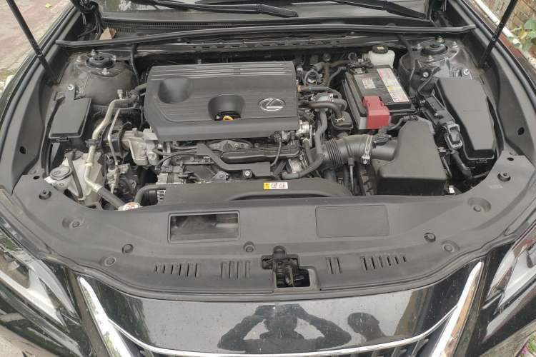 Used Lexus ES 2022 200 Excellence Edition Engine Bay