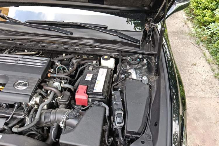 Used Lexus ES 2022 200 Excellence Edition Engine Bay Left