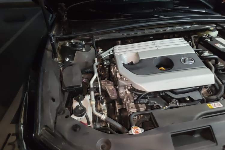 Used Lexus ES 2022 200 Excellence Edition Engine Bay Right