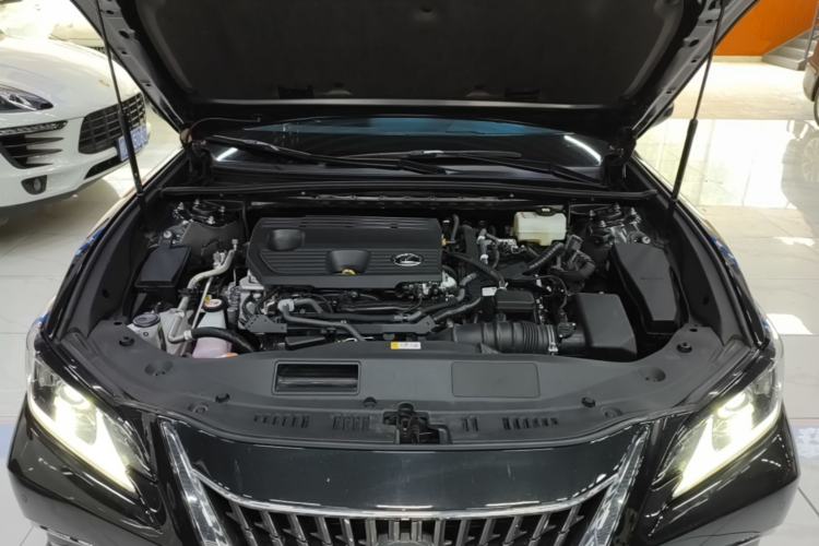 Used Lexus ES 2022 300h Excellence Edition Engine Bay