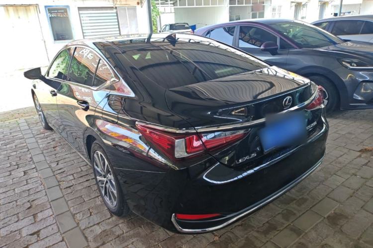 Used Lexus ES 2022 200 Excellence Edition Exterior 2