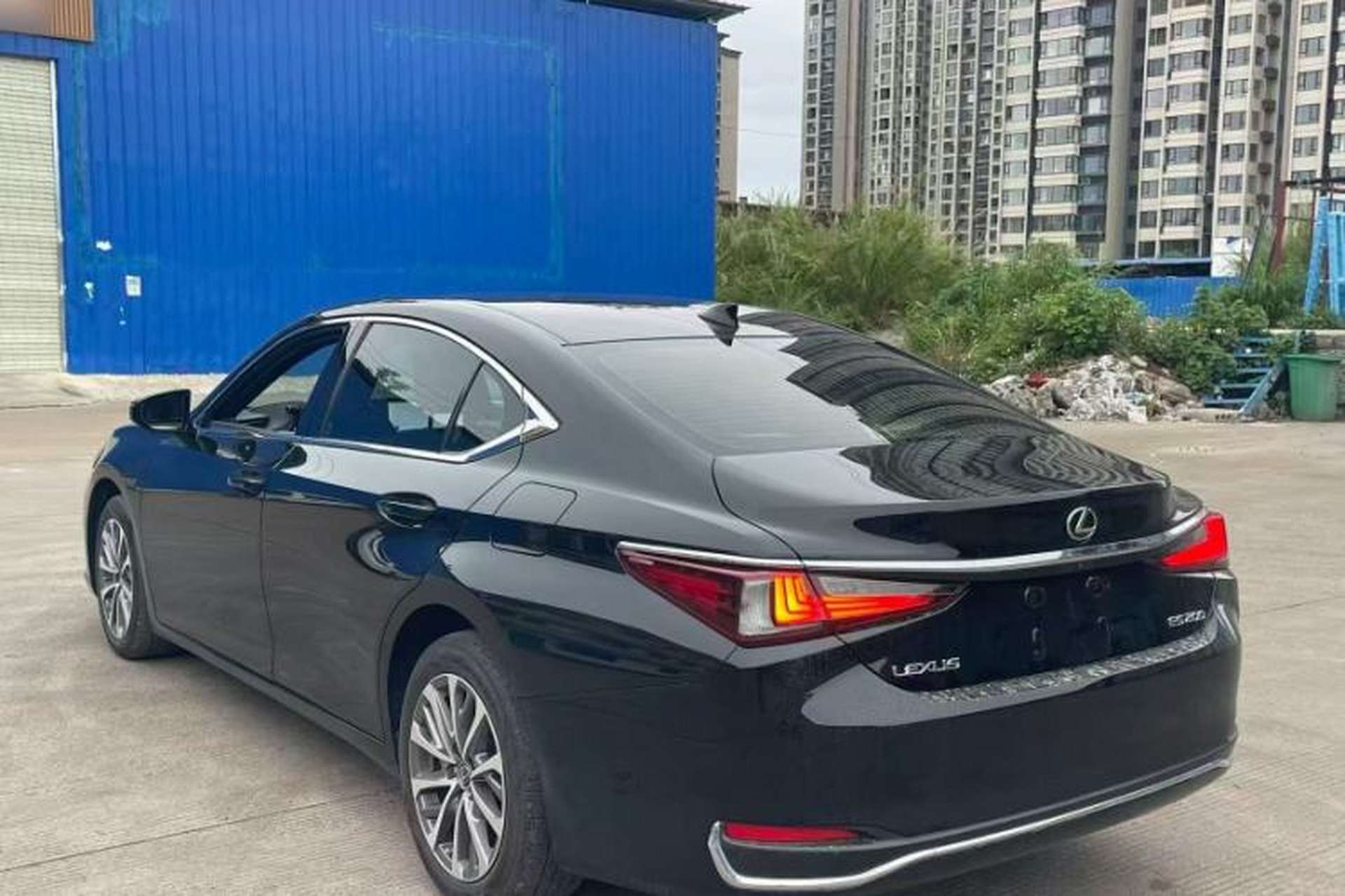 Used Lexus ES 2022 200 Excellence Edition Exterior 3