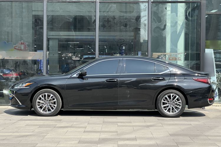 Used Lexus ES 2022 200 Excellence Edition Exterior 4