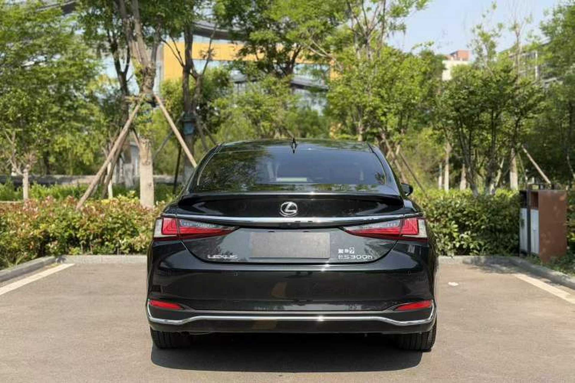 Used Lexus ES 2022 300h Excellence Edition Exterior 6