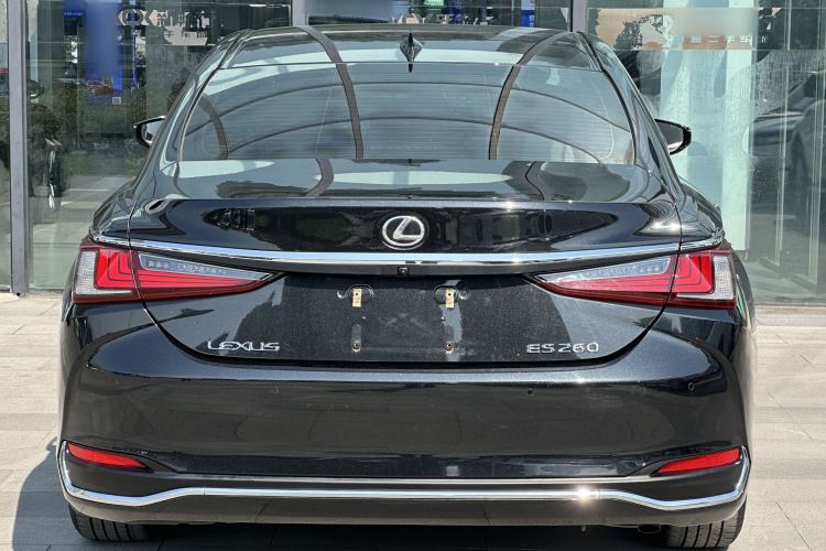 Used Lexus ES 2022 200 Excellence Edition Exterior 7