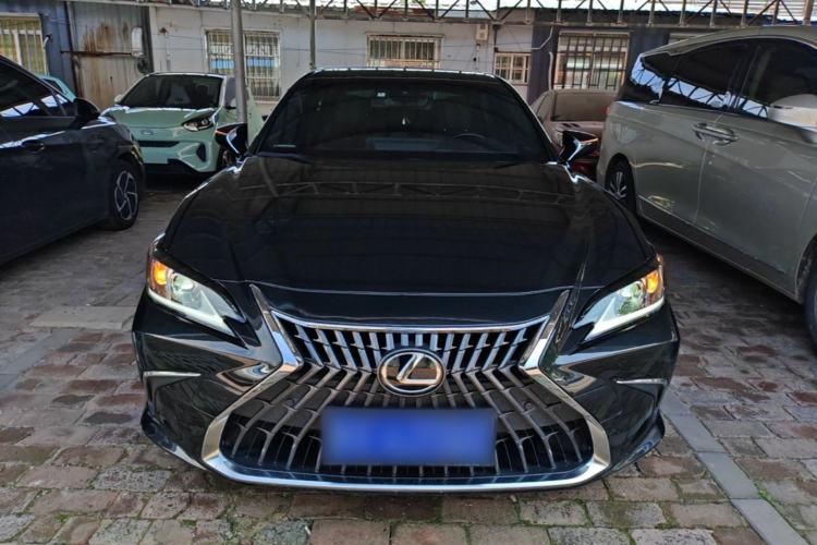 Used Lexus ES 2022 200 Excellence Edition Front