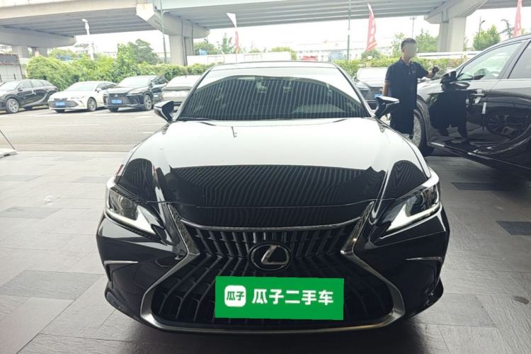 Used Lexus ES 2022 200 Excellence Edition Front