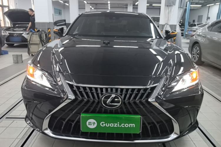 Used Lexus ES 2022 200 Excellence Edition Front