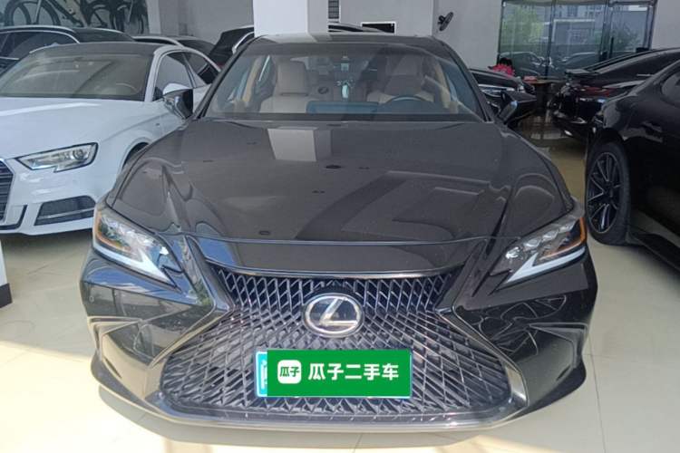 Used Lexus ES 2022 200 Excellence Edition Front