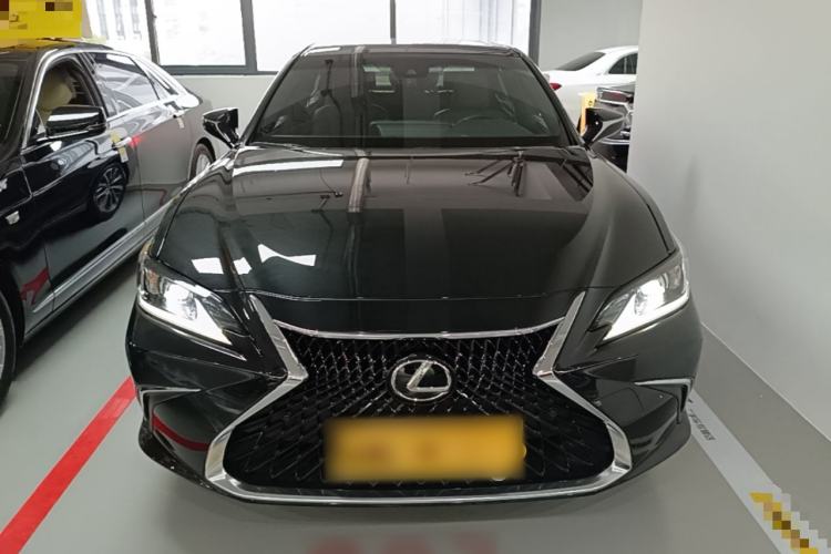 Used Lexus ES 2022 200 Excellence Edition Front