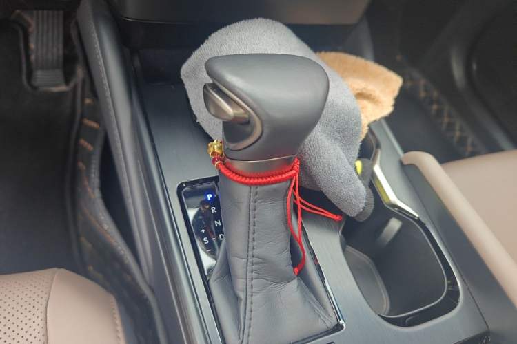 Used Lexus ES 2022 300h Excellence Edition Gear Lever
