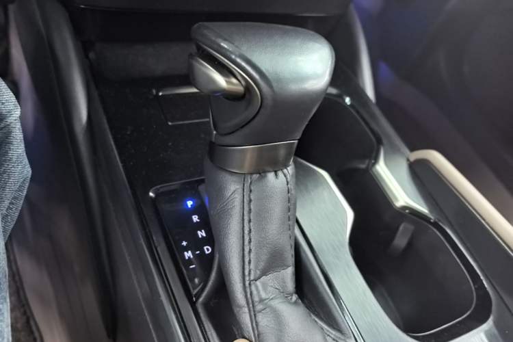 Used Lexus ES 2022 200 Excellence Edition Gear Lever