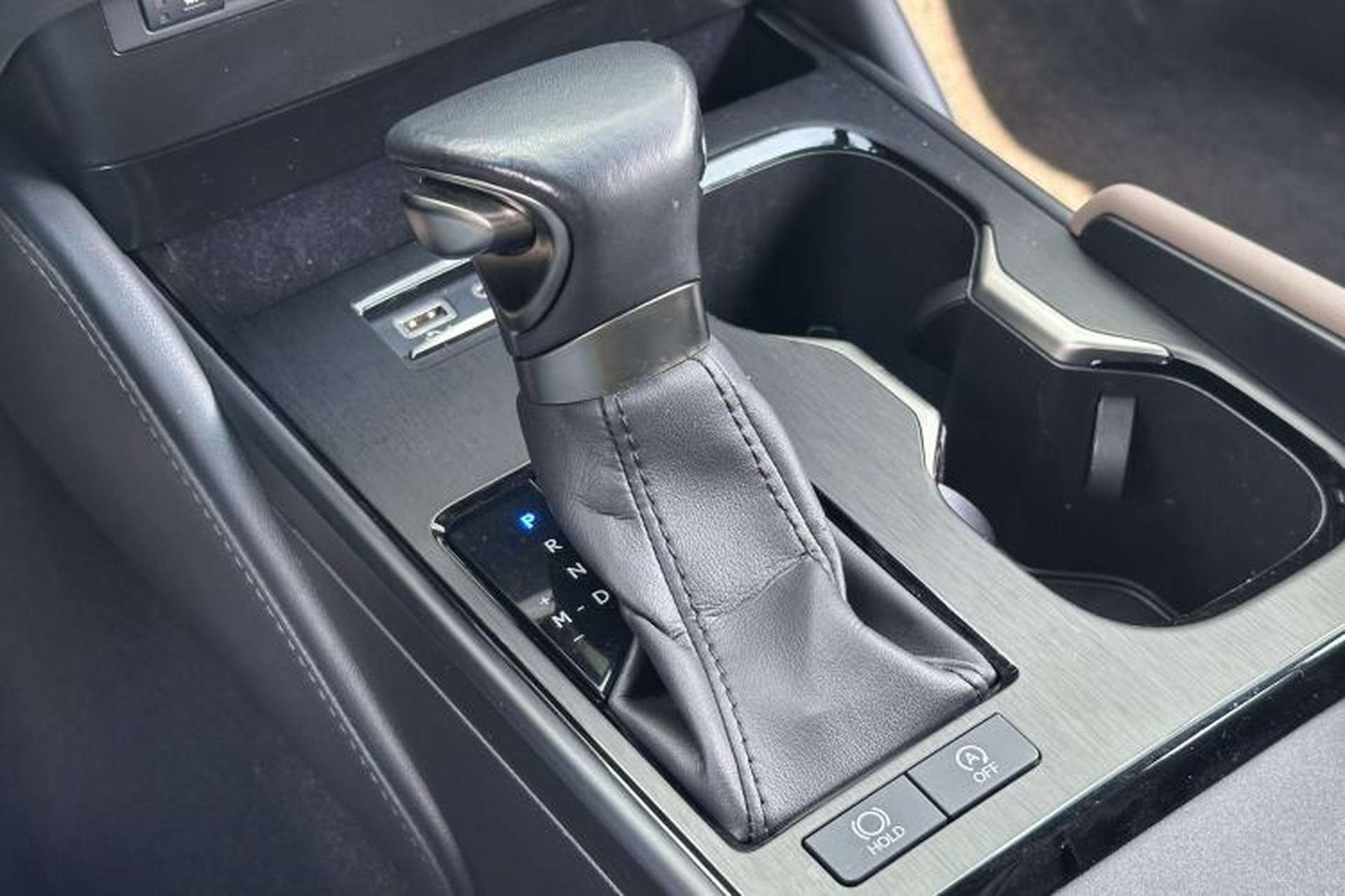 Used Lexus ES 2022 200 Excellence Edition Gear Lever