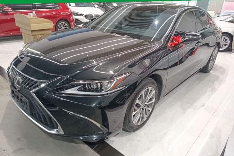 Used Lexus ES 2022 200 Excellence Edition Guazi used car, China used car export, Used car for sale, Used  cars, Cheapest cars for sale