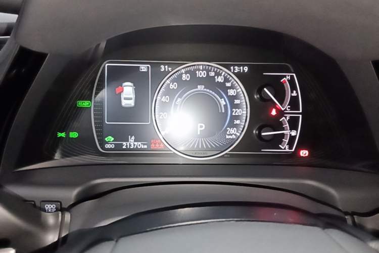 Used Lexus ES 2022 300h Deluxe Edition Instrument Cluster