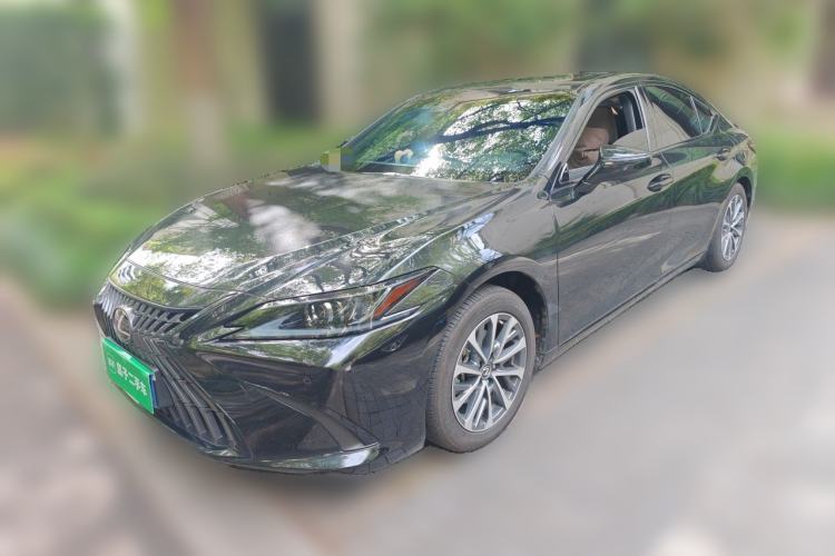 Used Lexus ES 2022 300h Excellence Edition Guazi used car, China used car export, Used car for sale, Used cars, Cheapest cars for sale