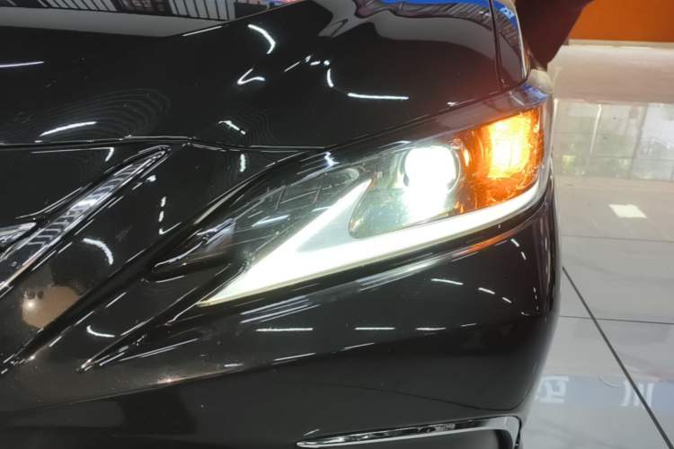 Used Lexus ES 2022 300h Excellence Edition Left Front Headlight
