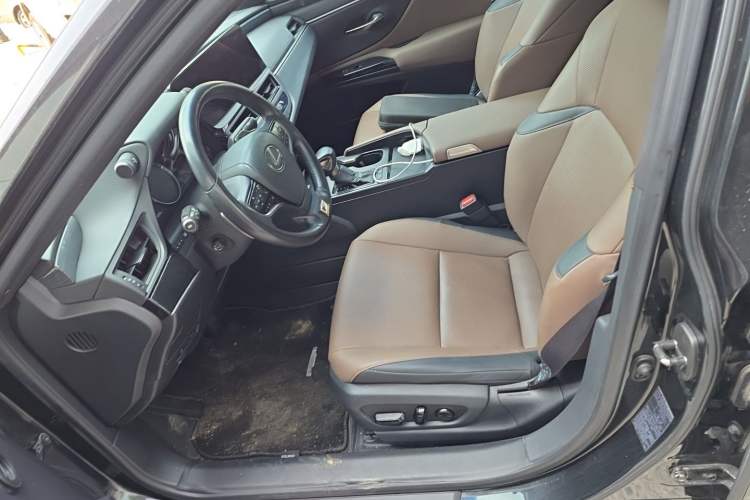 Used Lexus ES 2022 200 Excellence Edition Left Front Seat