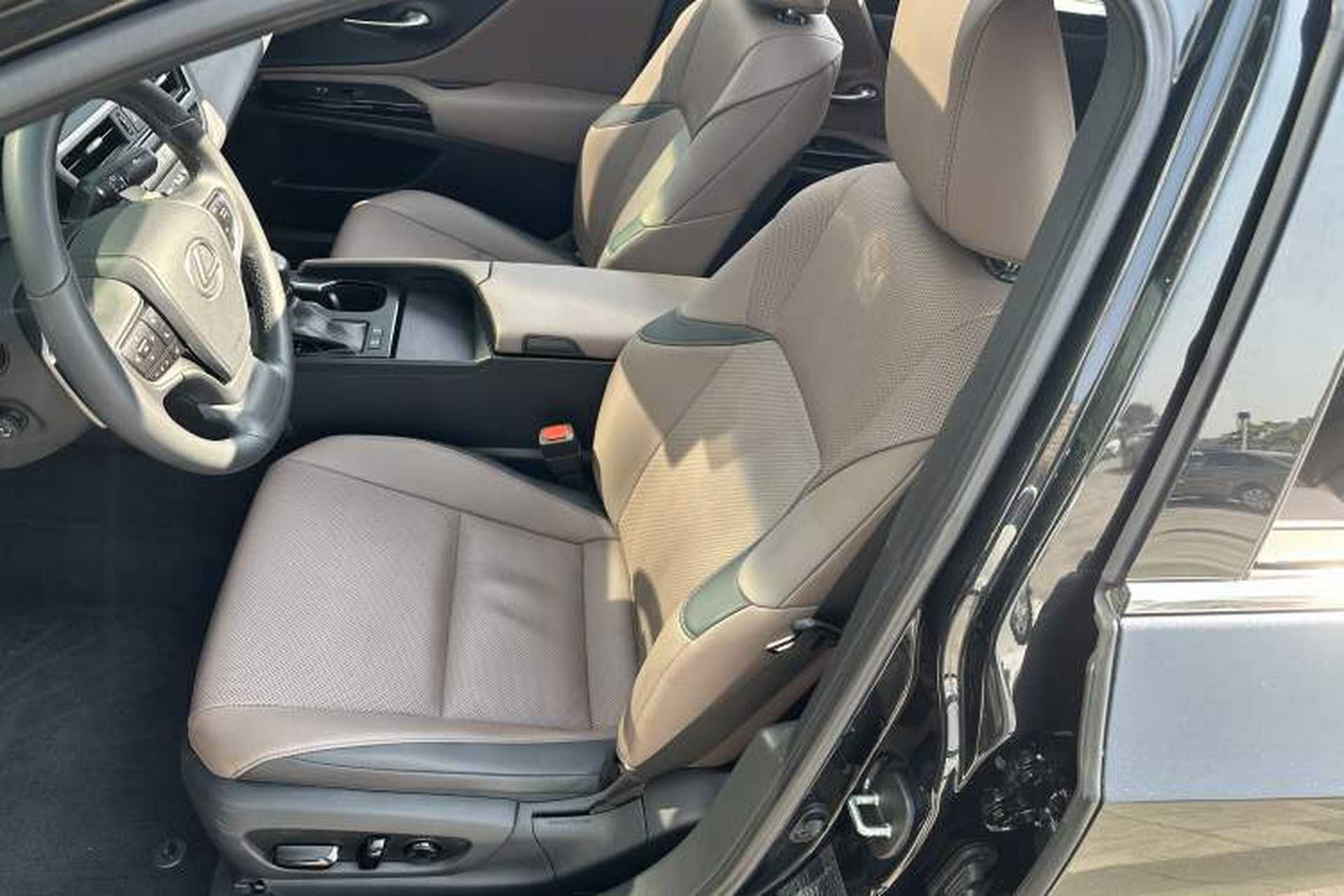 Used Lexus ES 2022 200 Excellence Edition Left Front Seat