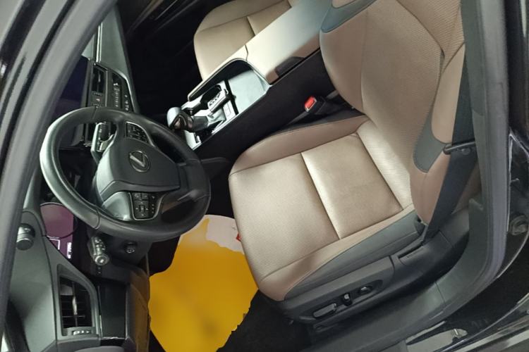 Used Lexus ES 2022 200 Excellence Edition Left Front Seat