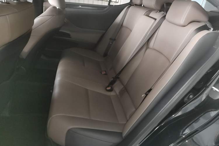 Used Lexus ES 2022 200 Excellence Edition Left Rear Seat