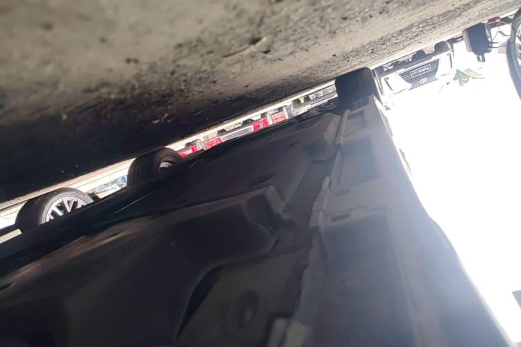 Used Lexus ES 2022 300h Excellence Edition Left Side Sill